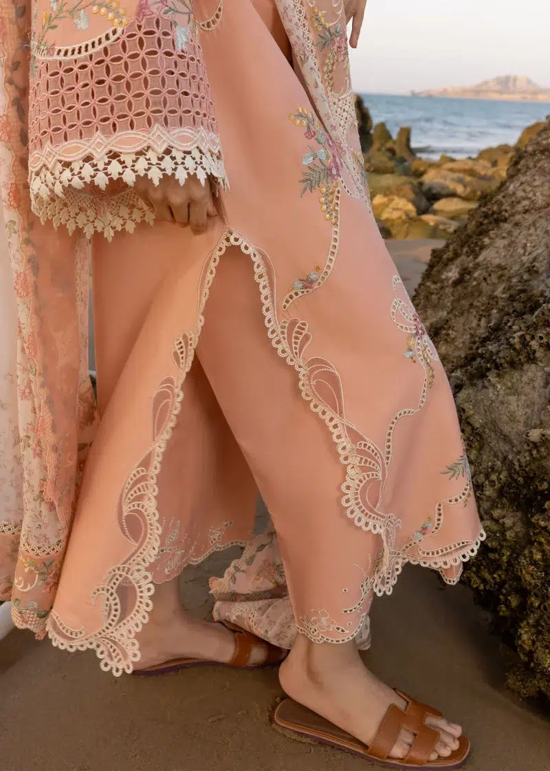 Crimson | Flow By Crimson Lawn 25 | Peachy Pink | Unstitched | Festive wear | Twirls And Ties | D8 A | 3pc set.