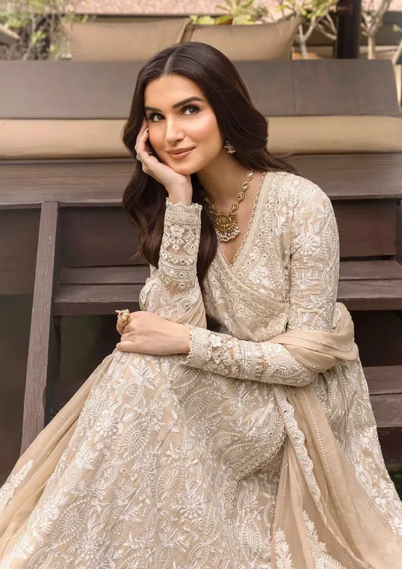 Faiza Saqlain | Noor e Chashm | Zinnia Luxury Lawn 25 | Bisque and Off-White | Unstitched | Feastive Wear | Ilima - 09 | 3 pc set.