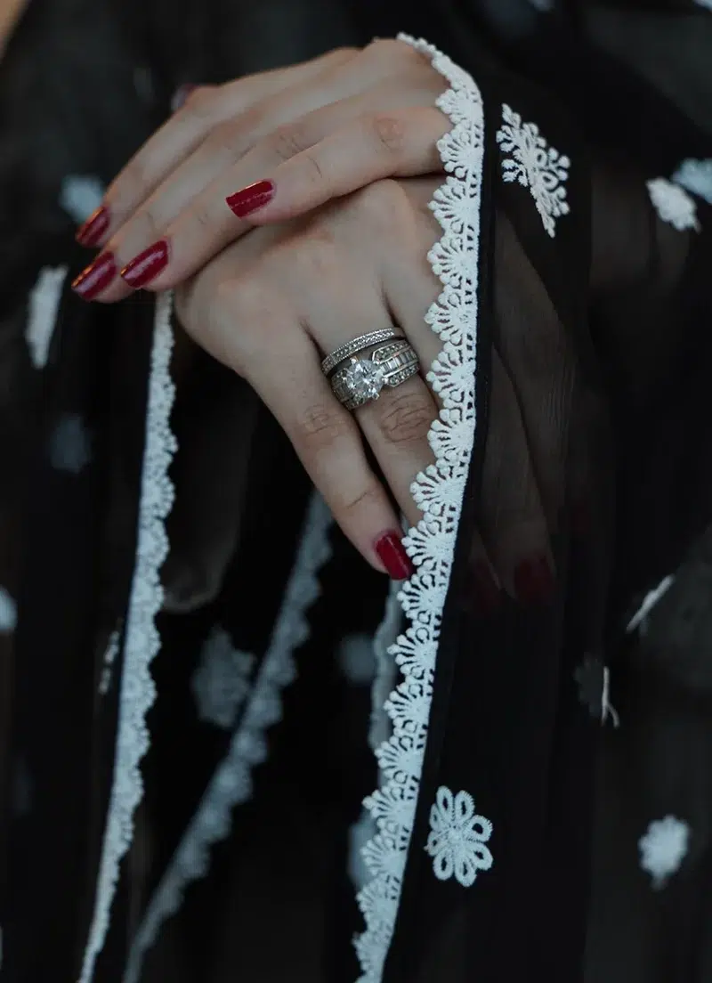 Image | Spring Pret '24 | Embroidered Dupatta | Chiffon | Black | 1 pc | IDCH-213075.