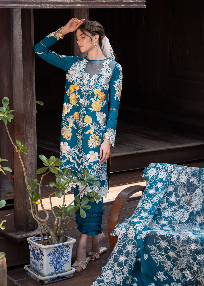 Asifa & Nabeel Lawn | Teal Green | Unstitched | Party wear | Digital printed dupatta on polly silk | FLORA RRL-11