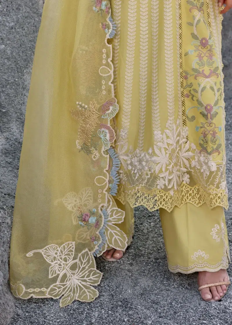 Saira Shakira | Luxury lawn'25 | Dilara-b | Lawn | Sky | Embroidered Suit | 3pc