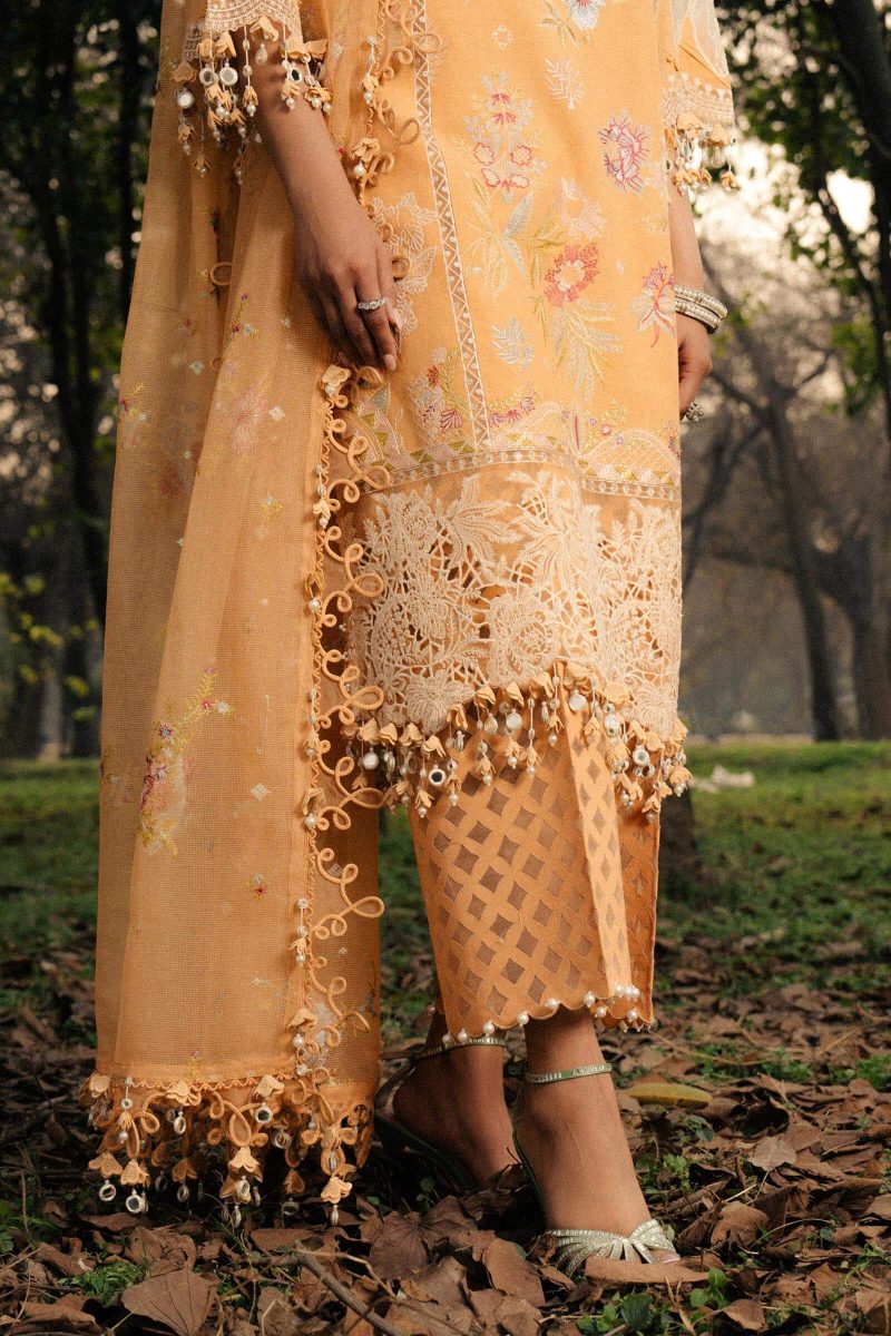 Sana Safinaz | Luxury Lawn 25 | Light orange | Unstitched | Festive wear | 008B-3CT | 3pc set.
