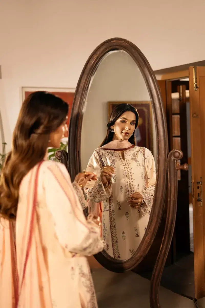 Zarposh | Sajni Lawn Edit 25 | Peach | Unstitched | Festive wear | Gulbano | D01 | 3pc set.