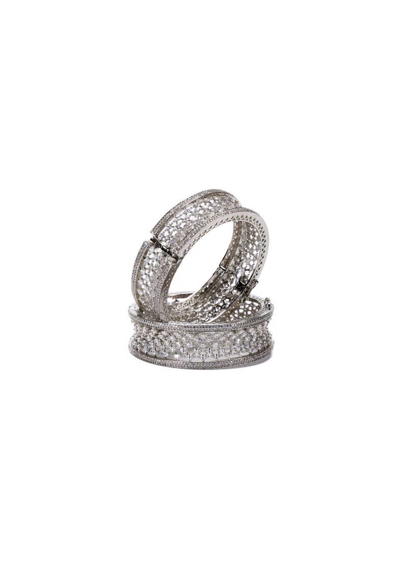 Silver Boat-Shaped Jewelry | White Swarovski | Elegant Five-Line Design