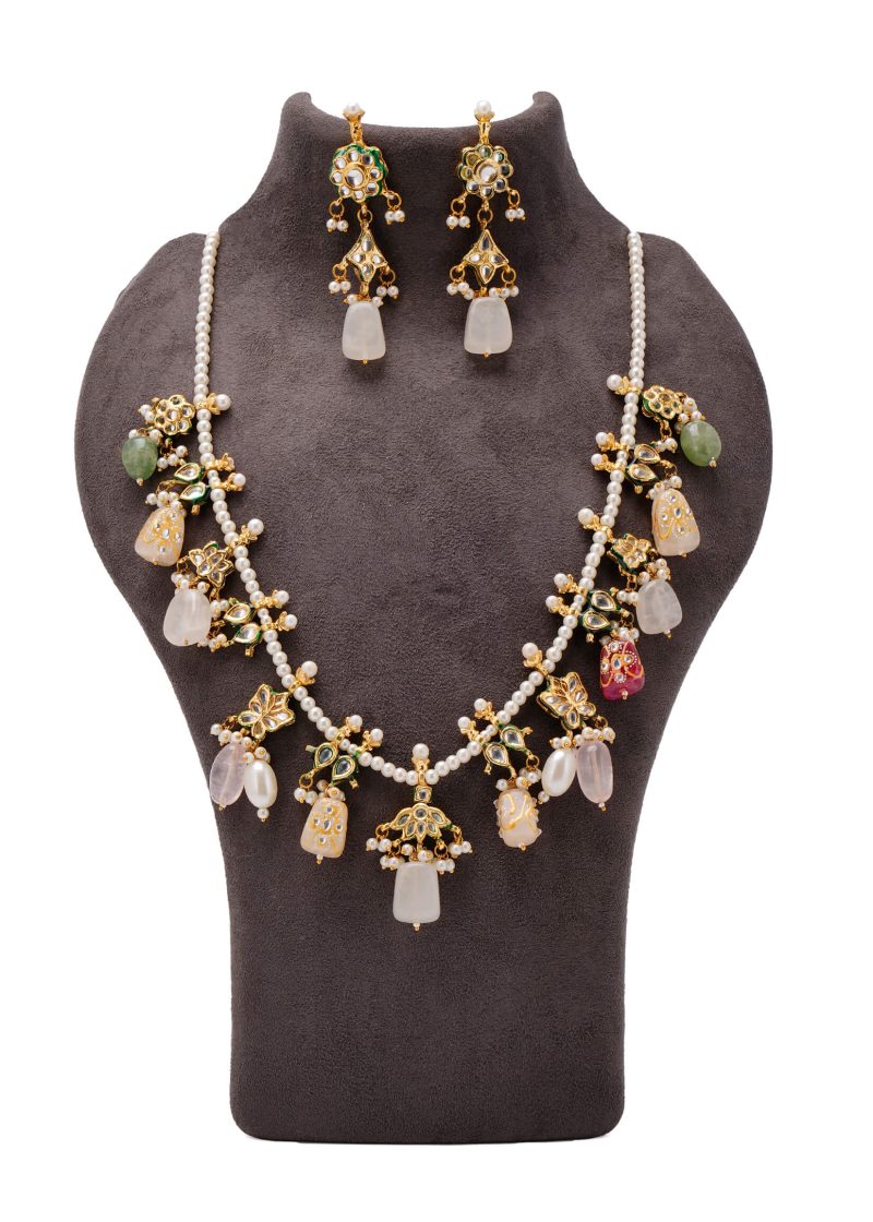 Silver Diamond Accessories| for a Perfect Blend of Style and Versatility