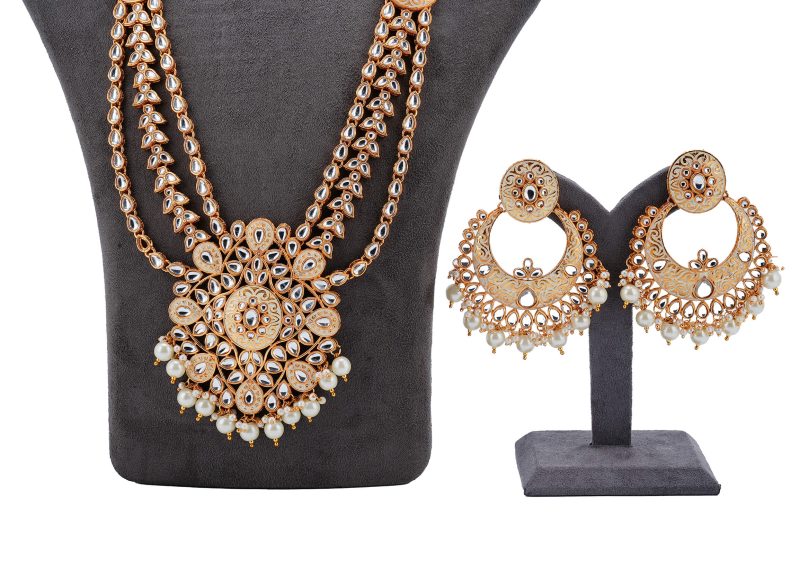 Gold and Silver Bridal Set |Off-White Lulu | Moon Design Choker | Matha Patti | Maang Tika