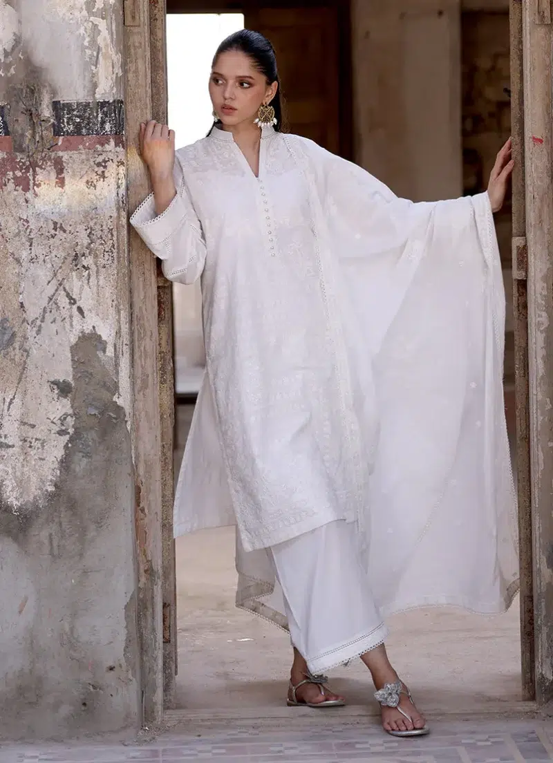Image | Spring Pret '25 | Pure Cotton | Off White | Embroidered Suit | 3 pc.